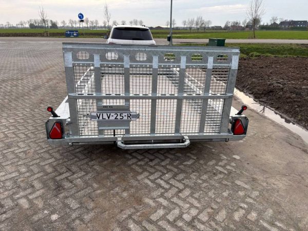 Remorque plateau Henra 3,5 t - Capacité 3 500 kg, robuste et polyvalente