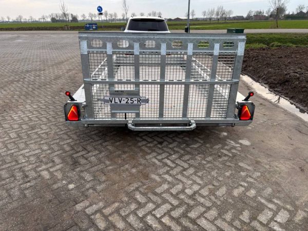 Remorque plateau Henra 3,5 t - Capacité 3 500 kg, robuste et polyvalente