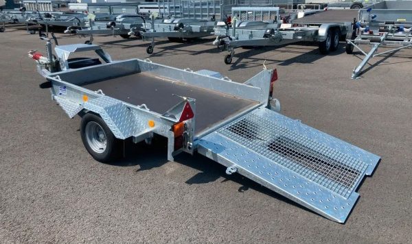 Remorque porte‑engin Ifor Williams - Transport robuste et sécurisé pour engins lourds